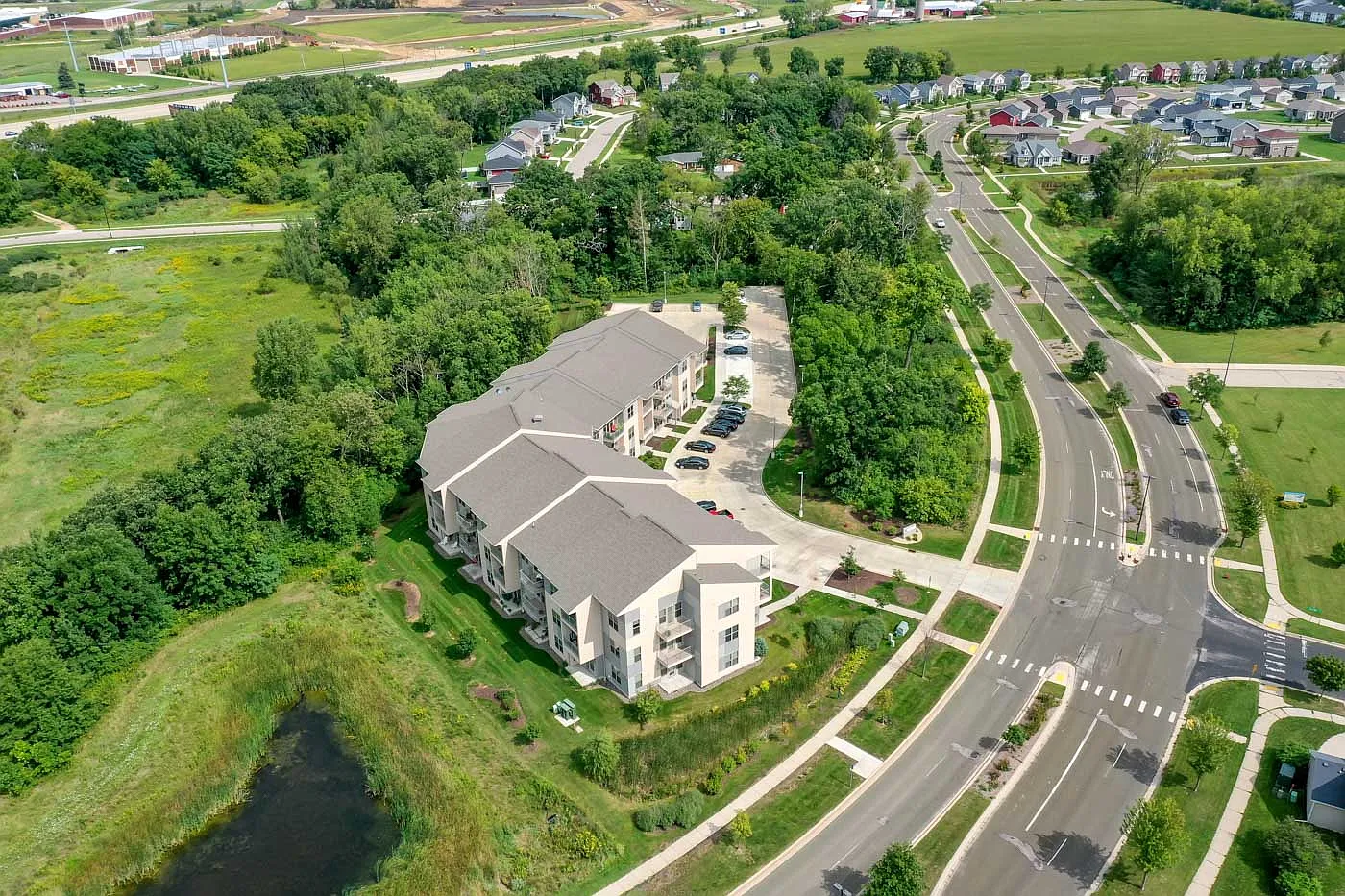 Conservancy Pointe — Photo 3