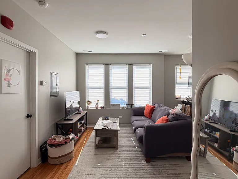 3055 W Leland Ave #205 — Photo 1