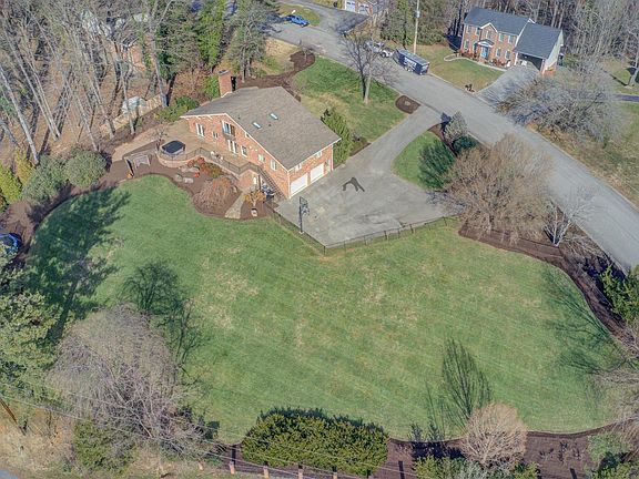 2nd image of 6179 Steeplechase Dr
