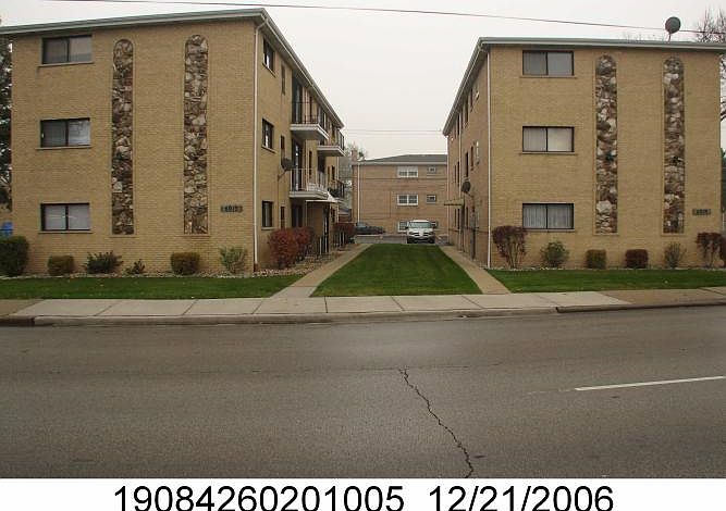 1st image of 6015 S Archer Ave Unit 3N