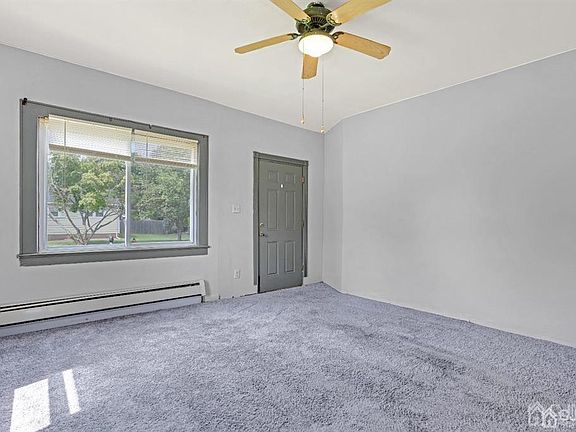 5th image of 116 Plainfield Ave