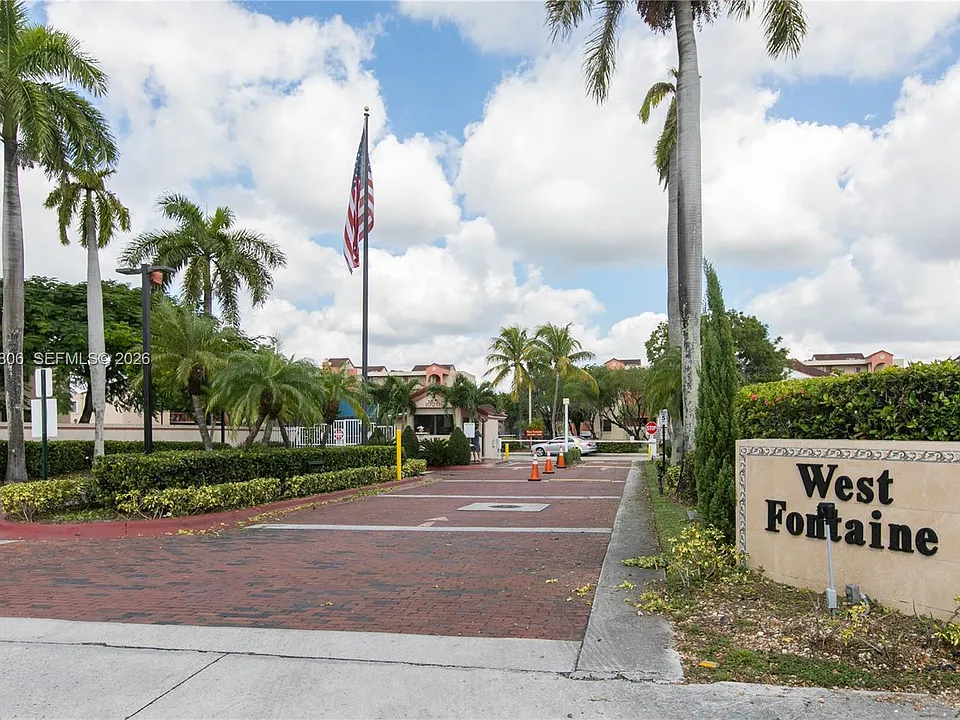 10241 NW 9th Street Cir #1095