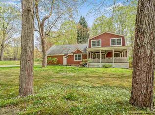 841 Pumpkin Ln, Clinton Corners, NY 12514