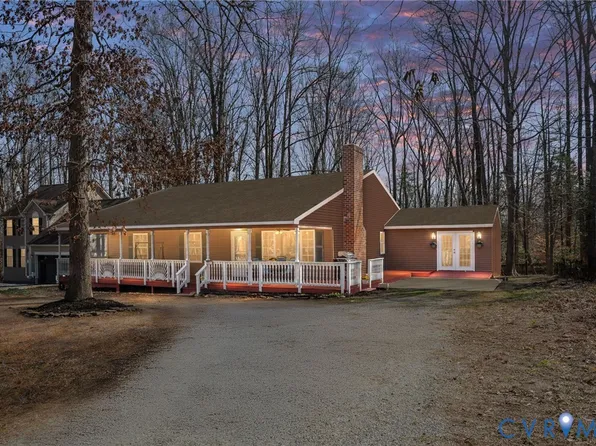 861 Campers Ln, Ruther Glen, VA 22546