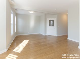 3616 N Paulina St #1, Chicago, IL 60613