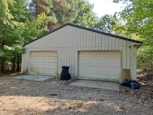 5298 S Lakeshore Dr, Ludington, MI 49431