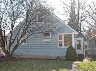 317 E Washington St, Round Lake Park, IL 60073