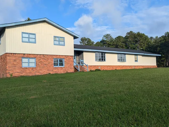 674 Mills Rd, Hollister, NC 27844