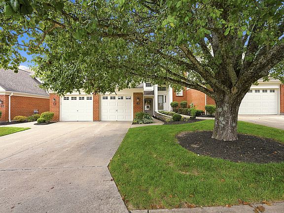 2nd image of 4 Springside Dr