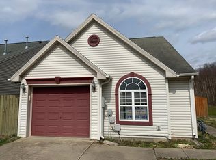 9820 Cayes Dr, Evansville, IN 47725