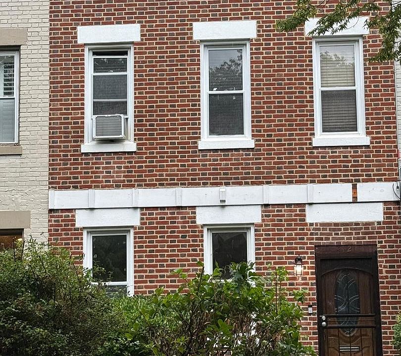 1st image of 412 Kentucky Ave SE