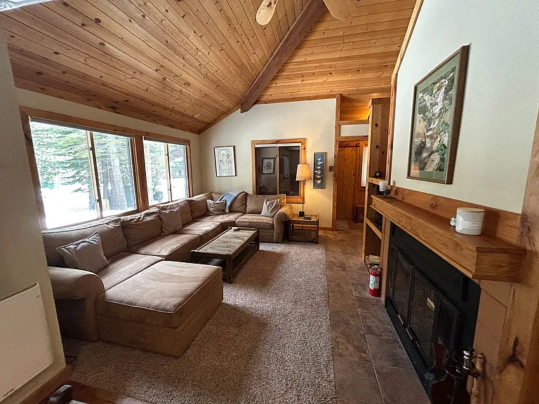 100 Winding Creek Rd #2 — Photo 3