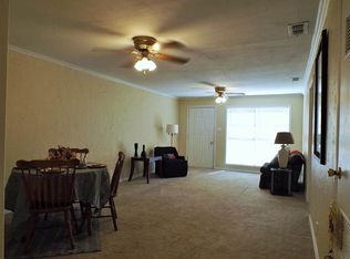 111 Shellwood Dr, Wake Village, TX 75501