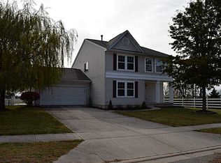 1976 Springwood Dr, Piqua, OH 45356