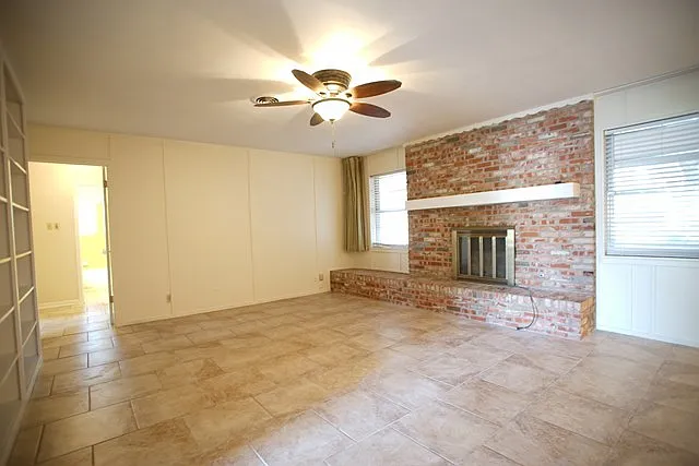 2609 Maxwell Dr — Photo 9