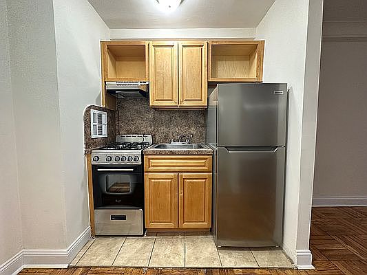 1st image of 165-20 Highland Ave #6K