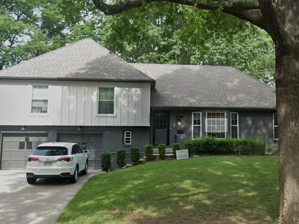 9004 Horton St, Overland Park, KS 66207