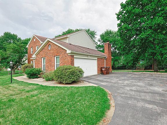 3rd image of 4969 Cinnamon Ct