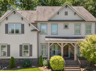 2421 Dogwood Grove Cir, Signal Mountain, TN 37377