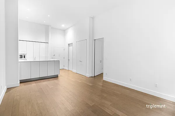 Rented by Triplemint | media 12