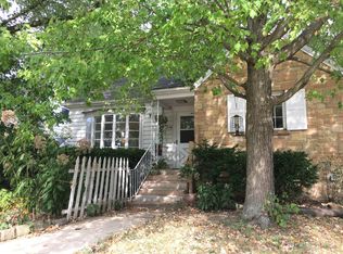 508 Center Cross St, Sycamore, IL 60178