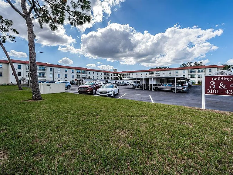 2700 Bayshore Blvd #3208 — Photo 3