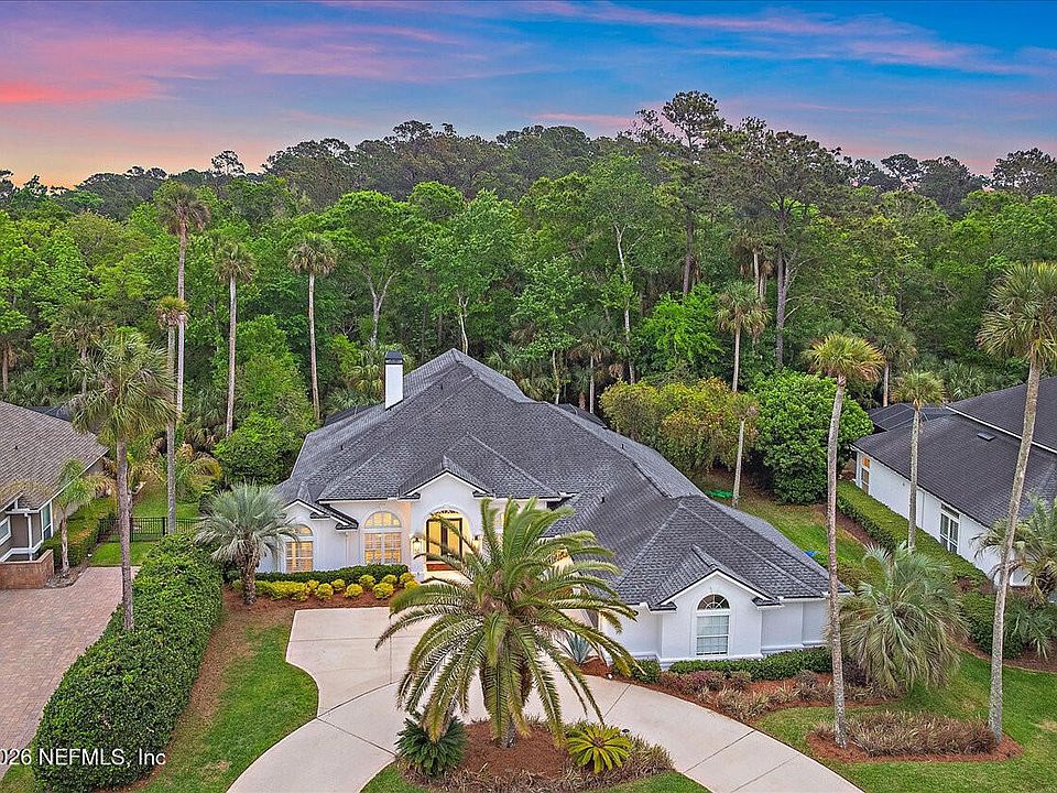 1st image of 400 CLEARWATER Drive