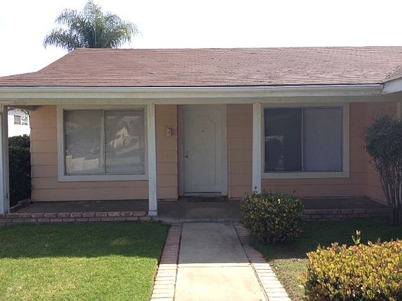 4th image of 1925 S Vine Ave