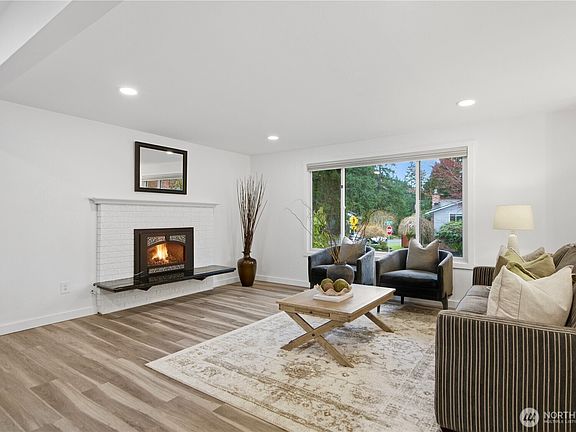 5th image of 11742 NE 150th Place