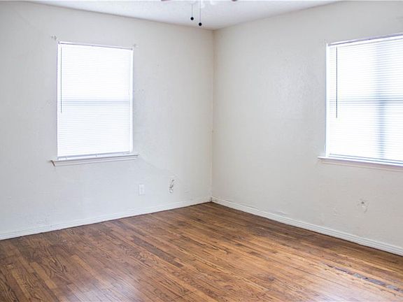 3rd image of 4927 S Denley Dr