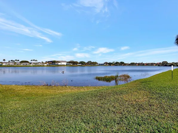 24 Waterford #A, Delray Beach, FL 33446
