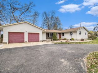 449 E Quarterline Rd, Newaygo, MI 49337