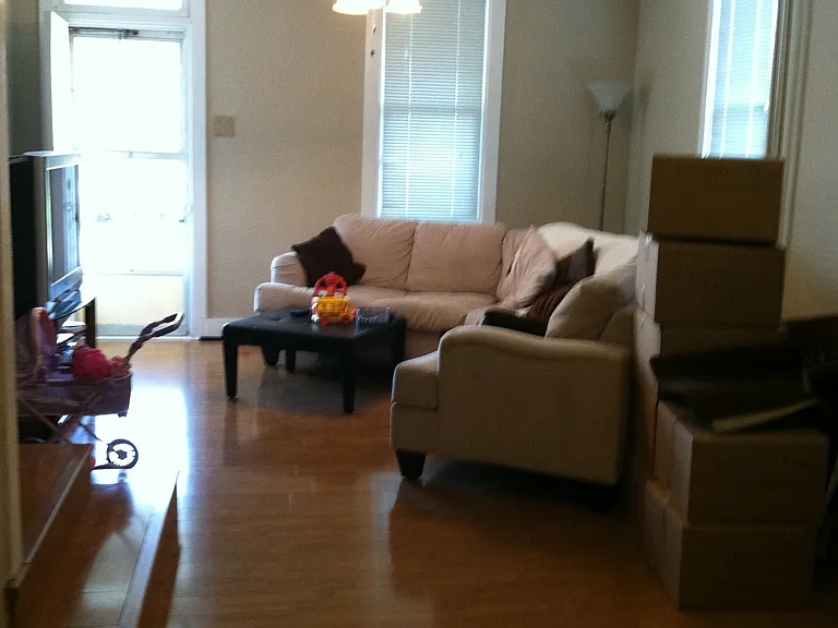 204 S Barbara St #1 — Photo 5