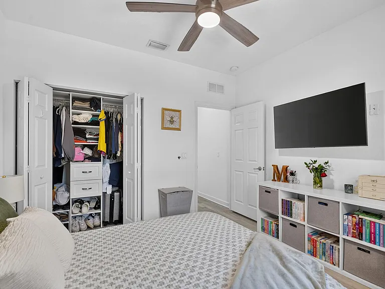 10139 Wellington Parc Dr — Photo 22