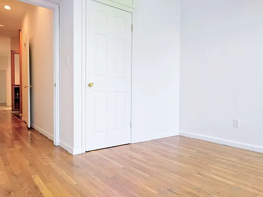 Rented by Union Square Property Management | media 4