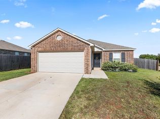 11501 Ruger Rd, Yukon, OK 73099