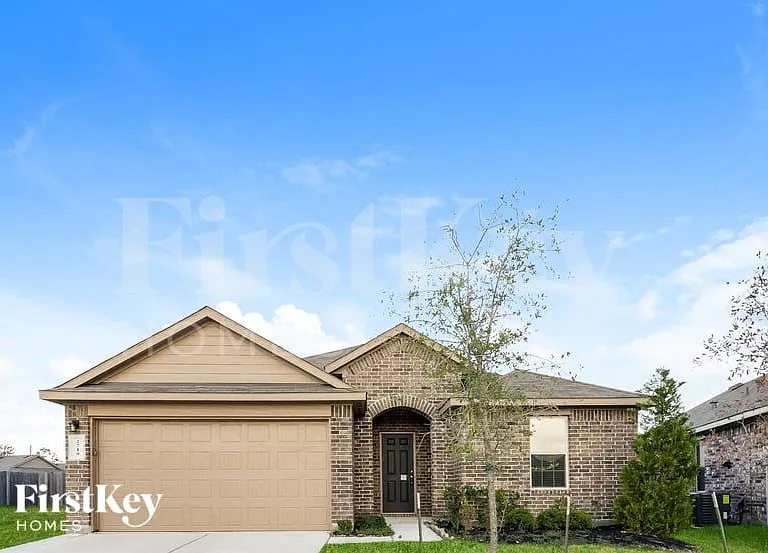 2710 Baldy Rd — Photo 2