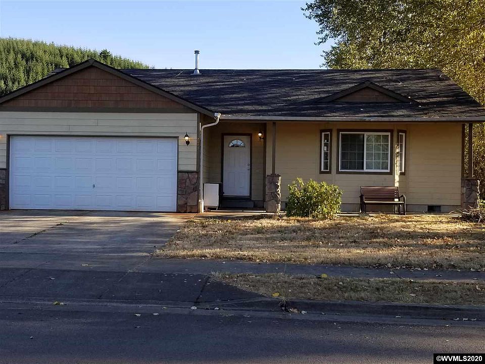 2nd image of 2623 Harding St