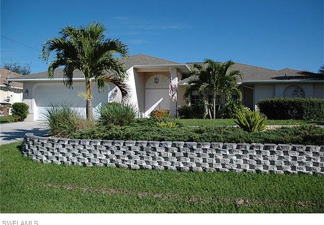 1st image of 111 NW 13th Pl