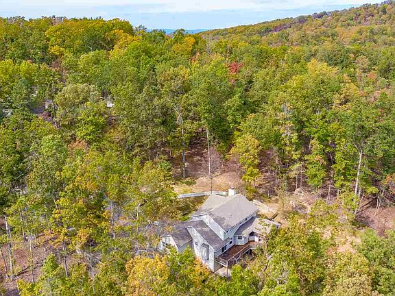2nd image of 522 Chinquapin Dr