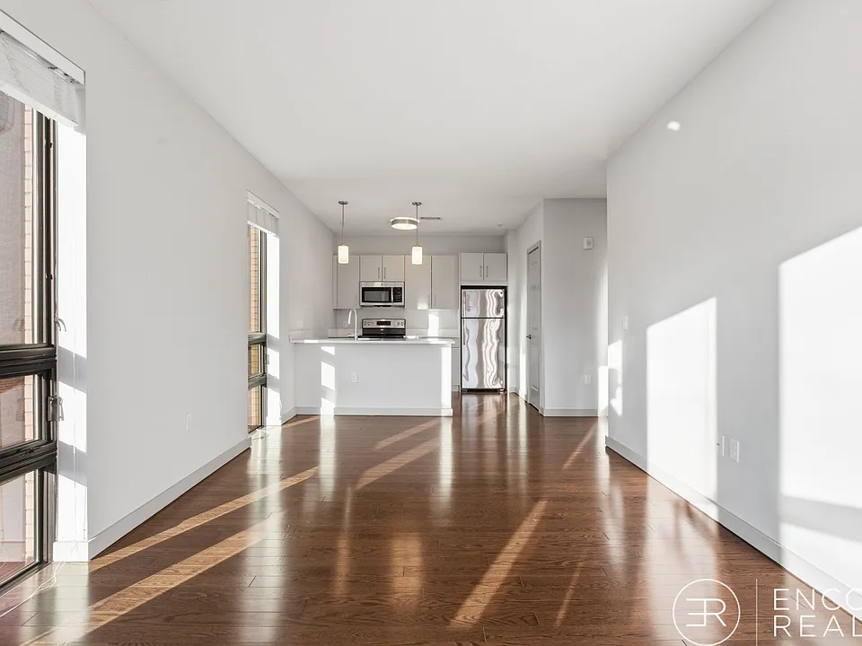 43 Marion St #504