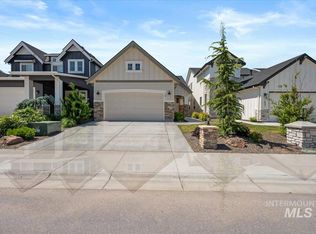 1911 E Presidential Dr, Meridian, ID 83642