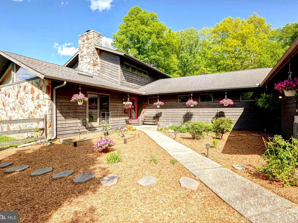 199 Sunnyside Rd, West Grove, PA 19390