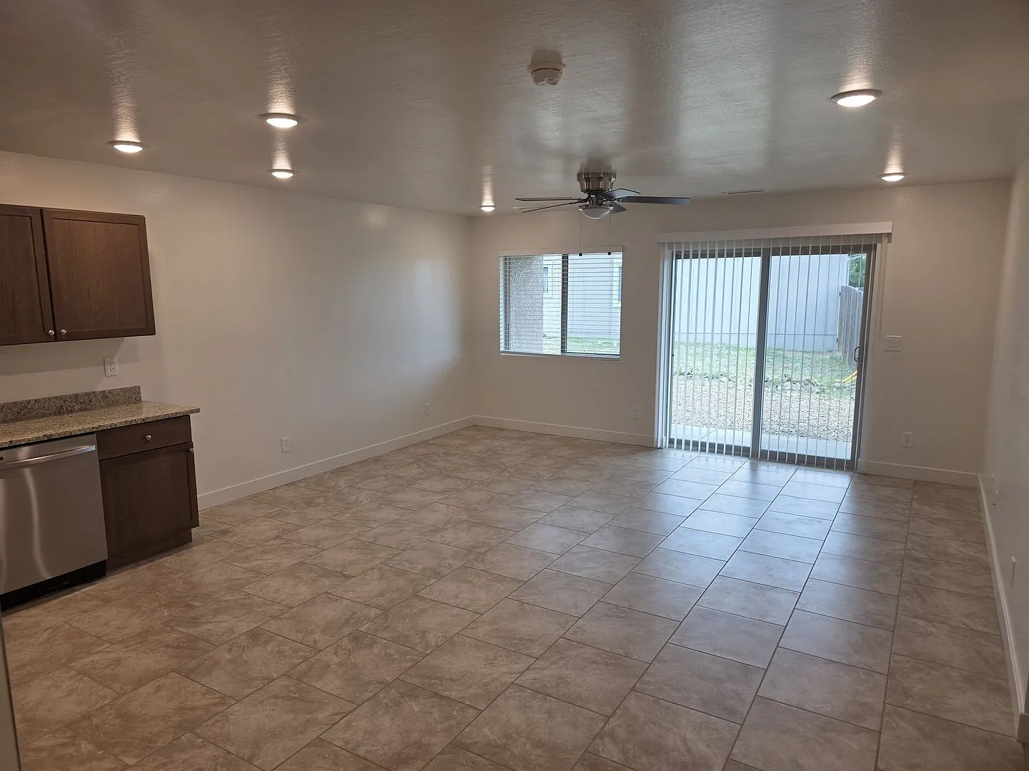 2855 N. Superstition Ln — Photo 3