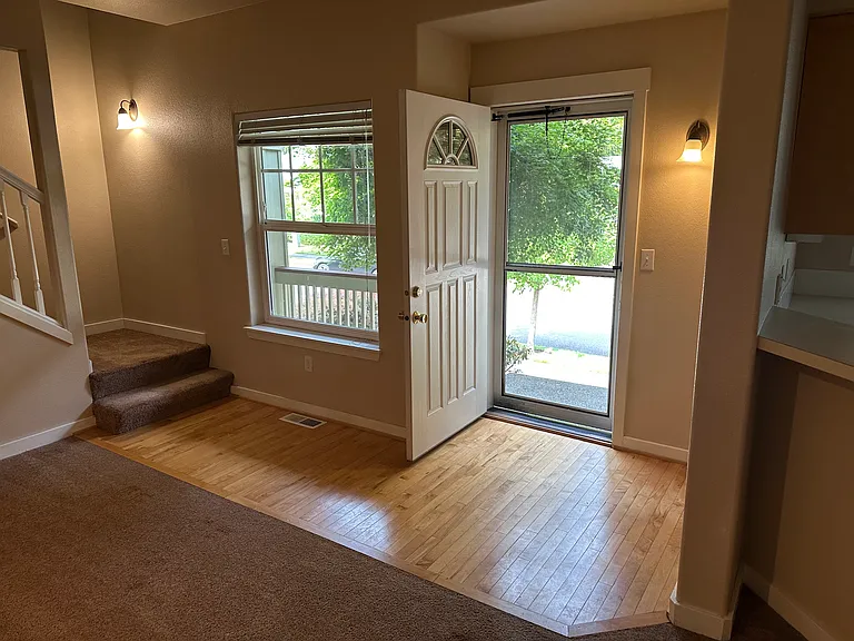 1536 McDonald Ave — Photo 5