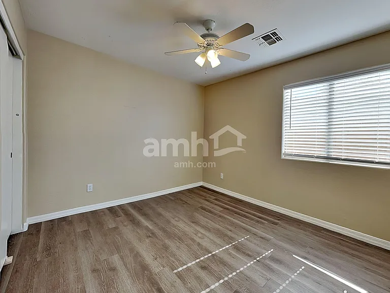 25524 W Dunlap Rd — Photo 16