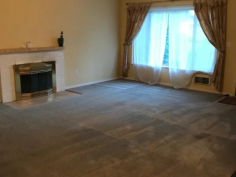 11100 SE Market St — Photo 2