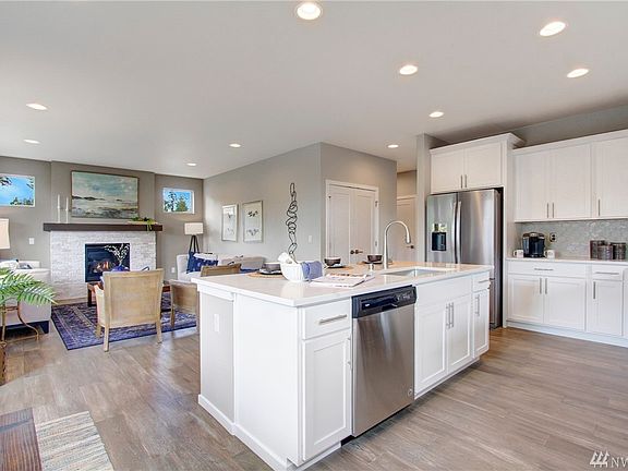 Photos of Evergreen View Estates Model Home, Plan 2353