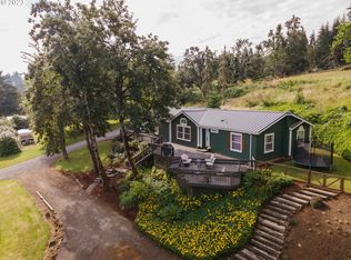 521 3rd St, Scotts Mills, OR 97375