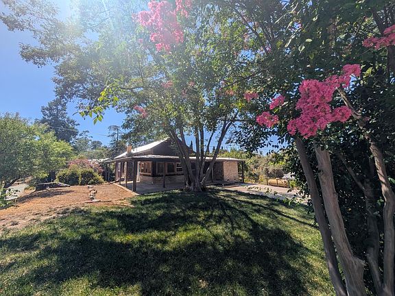 3rd image of 8486 Center St